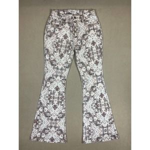 SHYANNE WOMEN'S 30 HIGH RISE SOUTHWESTERN PRINT STRETCH‎ FLARE JEANS MULTICOLOR